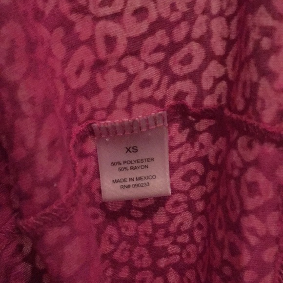 💗 Revolver Gun Heart Shirt - Picture 2 of 6